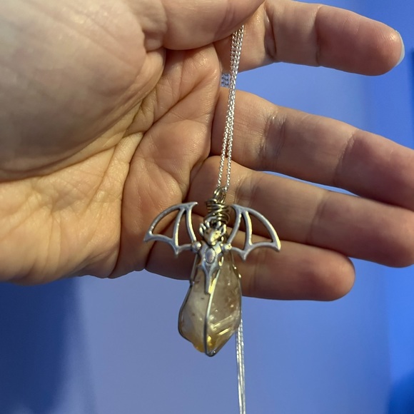 Citrine Bat Necklace, gothic wire wrapped crystal jewelry, Halloween bat - Picture 5 of 6
